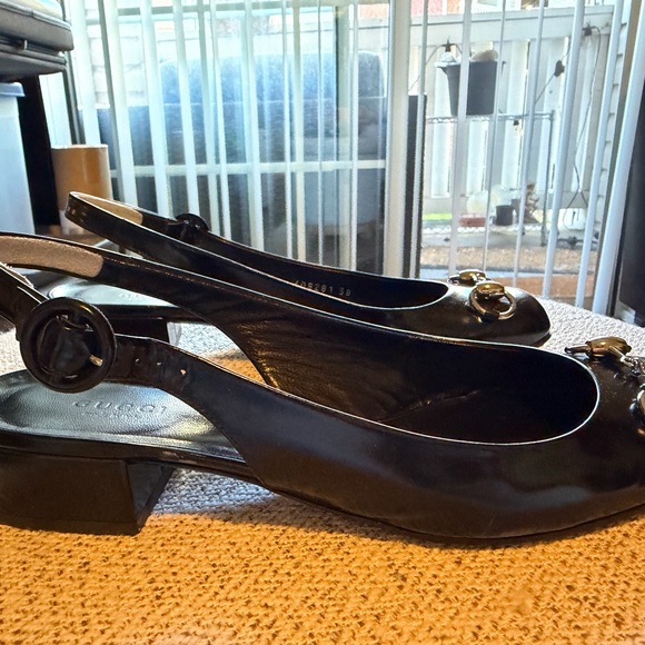 Gucci Black Patent Leather Slingback Heels - Picture 3 of 7